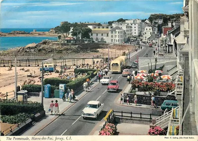 A Promenade, Havre-des-Pas, Jersey, C.I. — Foto: E. Ludwig, John Hinde Studios