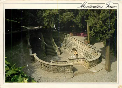 Montecatini Terme — escadas e fonte decorada — editor não visível