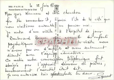 Notre-Dame di Parigi — vista della Senna con una barca — editore Lymna — Verso