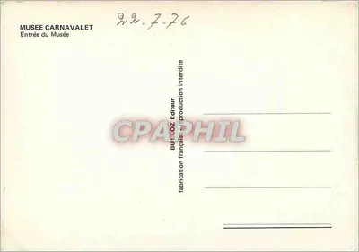 Wejście do Muzeum Carnavalet — widok przez łuk — wydawca Bulloz — Rewers