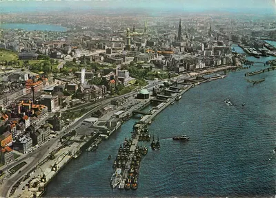 Hamburgo — Porto e cidade — Casa Andres Aero-Luk, série 8077