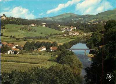 Cambo-les-Bains (64) — Vista geral sobre a Nive com o Ponte Rodoviário — Élécé