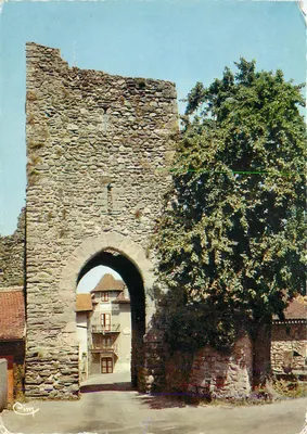 Yvoire — A Porta (13º século) — Combier Naturelles