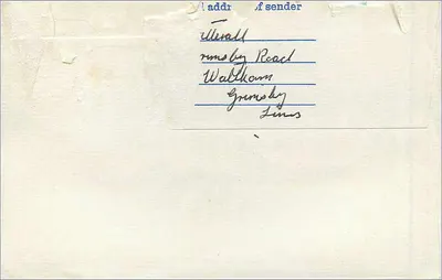 Cartão postal enviado de Llwyn, datado de 21 de julho de 1971 — selo 3p azul — destinado a W. I. Simon Limited em Manchester — Verso