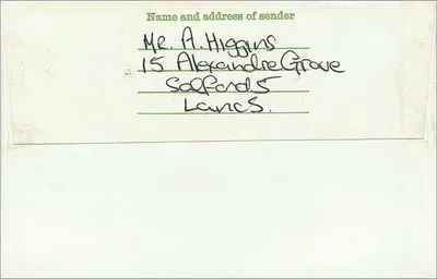 Ansichtskarte aus Salford — grüner 8½p-Stempel, Stempelung Salford 1. PM 1977 — an die Liverpool Victoria Friendly Society in Manchester adressiert — Rückseite