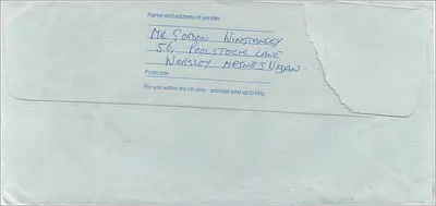 Carta postal enviada ao Consulado da Austrália em Manchester — Royal Mail, selos 4p e 26p, carimbo visível — Verso