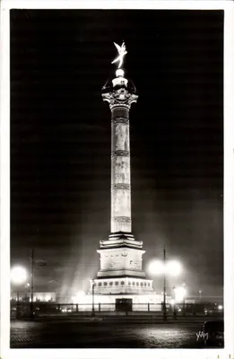 Coluna de Julho — iluminada — Yvon, Paris