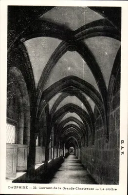 Dauphiné — 32. Convento da Grande-Chartreuse — O claustro — CL.A.Y.
