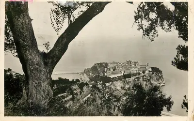 Mônaco. O Rocher — vista panorâmica — Edições MALO, n° 661