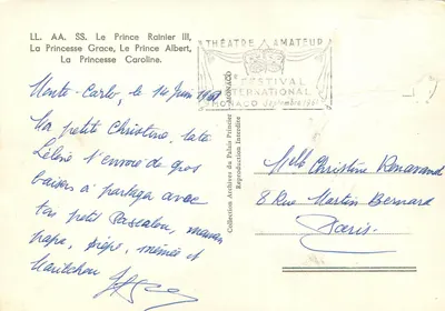 Famille royale de Monaco — portrait dans un salon richement décoré — éditeur : Théâtre Amateur, Monaco — Verso