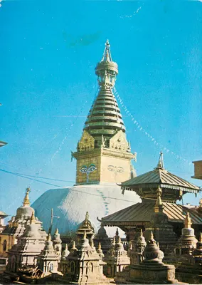 Stupa de Swayambhunath — Nepal — Cottage Industries & Handicrafts Emporium (P) Ltd, Katmandu