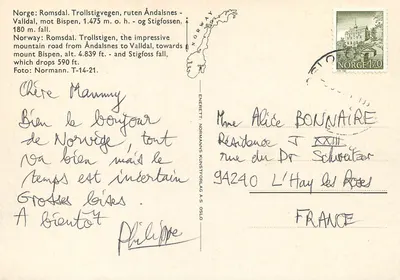 Trollstigvegen — estrada montanhosa e cascata — Normanns Kunstforlag A/S — Verso