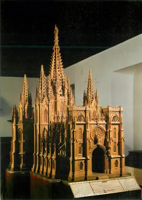 Maquete da Basílica de Santa Teresa — Bejar — Editor: Distribuciones STUDIO