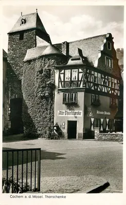 Cochem a. d. Mosel. Thorschenke — Velho castelo e taverna — Cramers Kunstanstalt