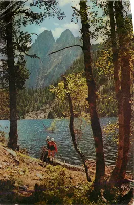 Bilhete postal moderno Pirineus Centrais Lago de Saint Maurice e os Encantats