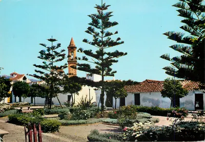 Estefana (Costa do Sol) — Igreja e jardim — Edições Arard