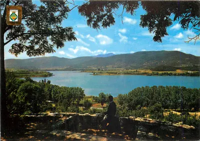 Lac de Banyoles — ogólny widok z punktu widokowego — Comercial Escudo de Oro, S.A.