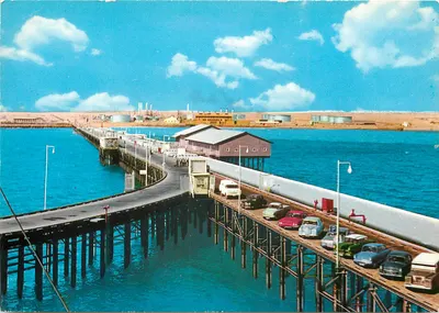 Jetty (Northern) Ahmadi, Kuweit — vista do cais e das instalações portuárias — National Art Service, n° 16 819