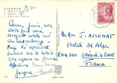 Vianden — Ratusz, Zamek, Klasztor Trinitarzy — Messageries G.D. — Rewers