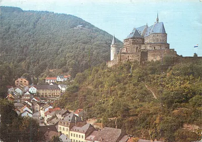 Castelo de Vianden — Luxemburgo — editor desconhecido, n° de série não visível