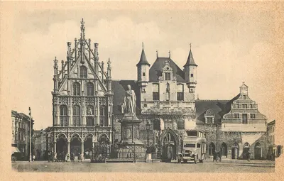 Mechelen — Hotel das Correios, estátua de Marguerite da Áustria e halls — editor não visível