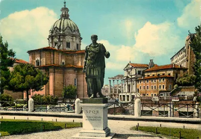 Rzym - Pomnik Cezara - Statua Cezara z inskrypcją SPQR — wydawca Stab. Grafico Cesare Capitello-Roma