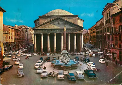 Rzym — Pantheon — widok placu z fontanną i samochodami — Tecno graf spa