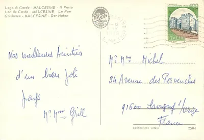 Jezioro Garda - MALCESINE - Port - widok z portu z zasnieżonymi górami - wydawca M. Ross, nr 2504 — Rewers