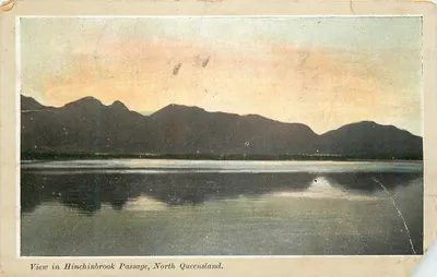 Vista no passagem de Hinchinbrook, norte do Queensland — editor não identificado, número de série não visível