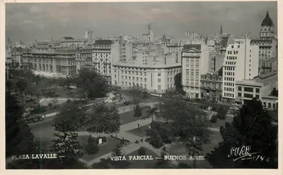 Plaza Lavalle — vista parcial — Buenos Aires. — SUAR, n° 192
