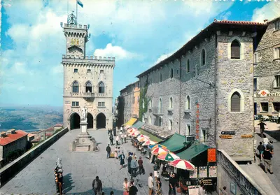 San Marino — Palácio do Governo — editor desconhecido, número de série não visível