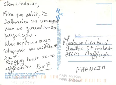 Vista do vulcão de El Salvador — Mª Teresa Díaz-Colocho — Viva El Salvador S.A. — Verso