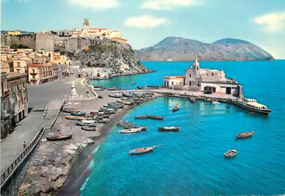Lipari — Marina Corta — Ediz. Giuseppe Belletti - Agenzia Giornali - Lipari