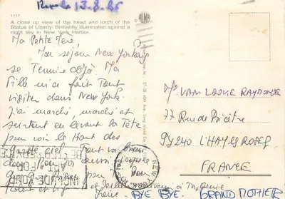 Statua Wolności — zbliżenie głowy i latarni — wydawca Albrechtzuber, Inc. n° 1117 — Rewers