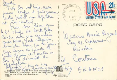 A Nova York Public Library — vista dramática — Manhattan Post Card Co., Inc., N.Y. — Verso