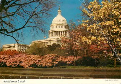 United States Capitol — Photo by R. Mathis — Distributed by L. B. Prince Co., Virginia
