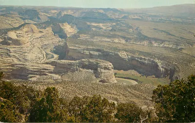 Echo Park — Monumento Nacional dos Dinossauros, Colorado e Utah — H. S. Crocker Co. Inc.