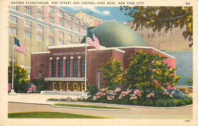 Planetário Hayden — 81st Street and Central Park West — Nova York — Publicação Boston 15, Mass. — n° 14850