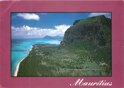 Vista aérea da costa de Maurício — Le Morne — editada por Arts Distributions & Cie