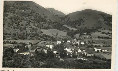 Urdax — Premier village de la Navarre (Espagne) — Éditions Marribas (Zaragoza)