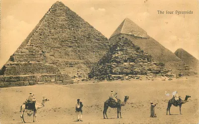 Les quatre pyramides — Égypte — Éditeur Lichtentstein & Harari