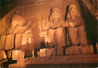 Templo de Abu-Simbel — iluminado à noite — editor Tourorient, n° 1284