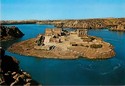 ASWAN - A Ilha de Filae — Egito — Foto por Dino Sassi