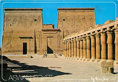 Templo de Philae — Aswan, Egito — Foto por Dino Fassi