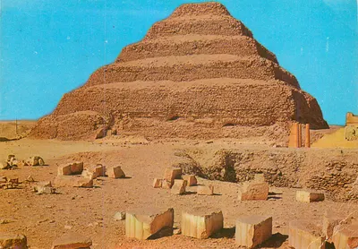 Sakkara — Pirâmide de degraus de Zoser — Egito