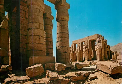 Tebas - O Ramesseum — Editor AL-AHRAM, n° TH 42
