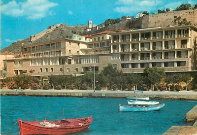 Bilhete postal moderno Náuplio — hotel turístico Amphitryon