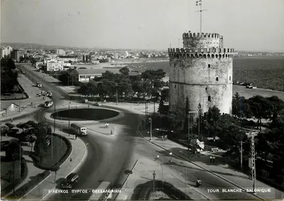 Torre Branca - Salônica — vista aérea com rotunda e cidade no fundo