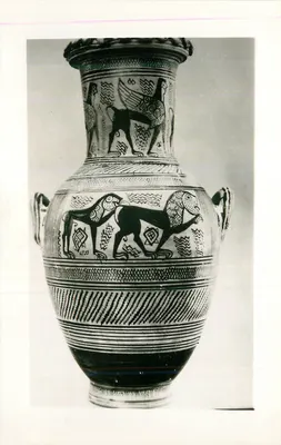 Vaso grego com decoração de grifos — Grécia — editor não identificado