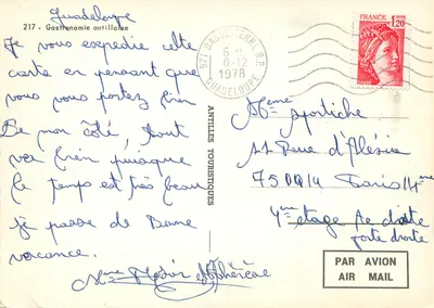 Gastronomie antillaise — table de fête avec poisson, crevettes et saucisses — éditeur ANTIQUES TOURISTIQUES — Verso